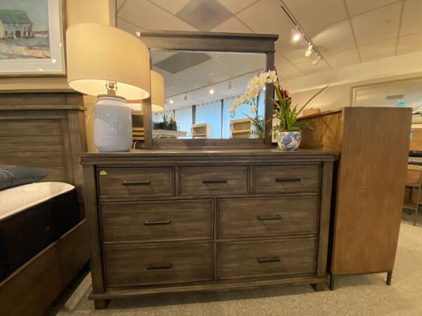 Glacier Point Dresser - Image 3