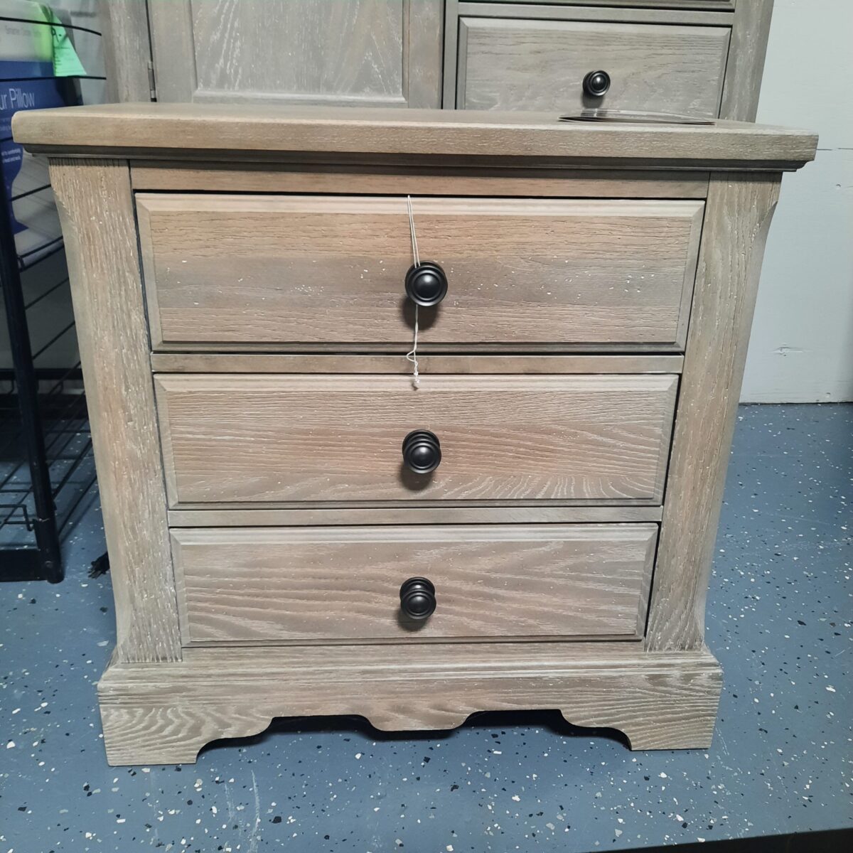 Vaughan Bassett Nightstand Clearance 4