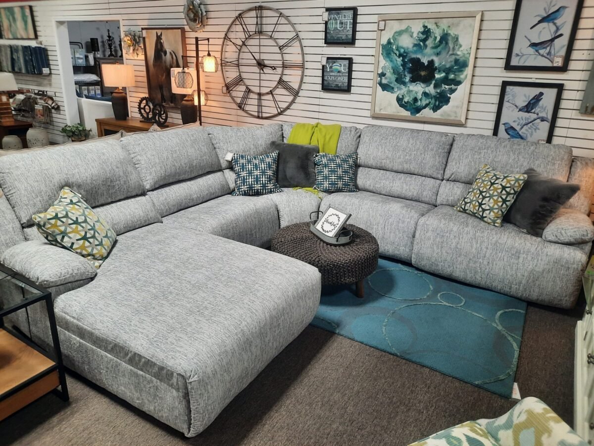 5-Piece Power Reclining Sectional Clearance 4
